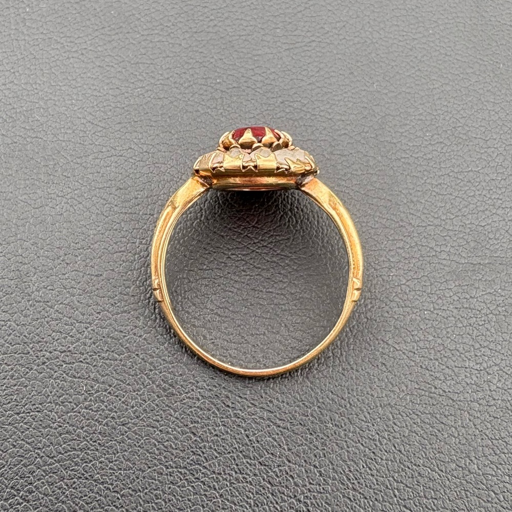 10K yellow gold Antique Victorian cocktail ring ruby red 5 glass stone - Picture 10 of 16